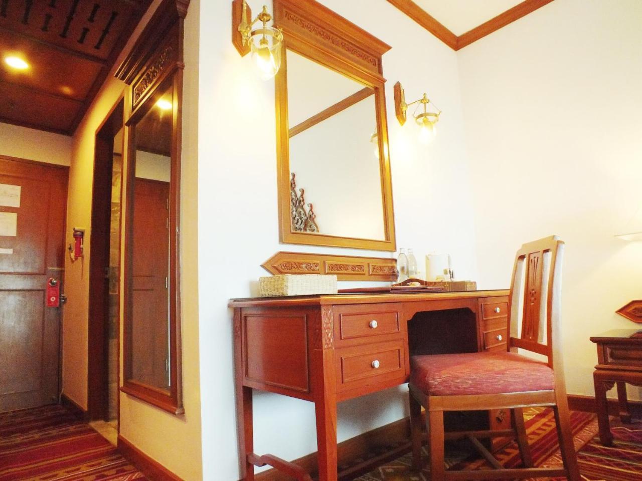 The Park Hotel, Chiang Mai Zewnętrze zdjęcie