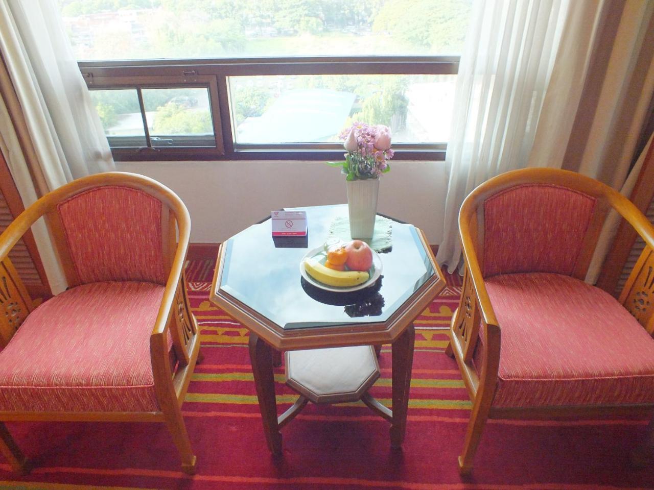 The Park Hotel, Chiang Mai Zewnętrze zdjęcie
