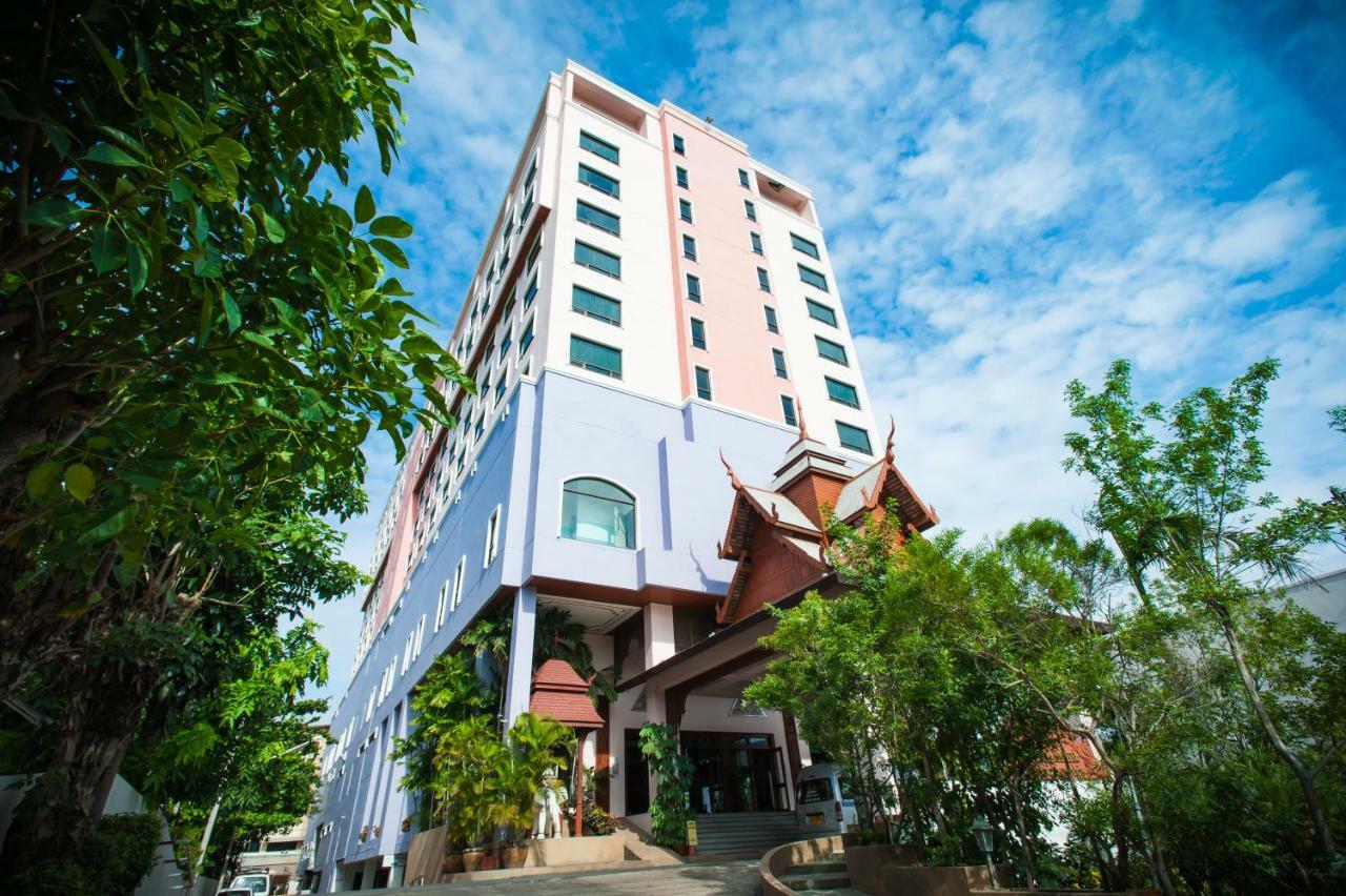 The Park Hotel, Chiang Mai Zewnętrze zdjęcie